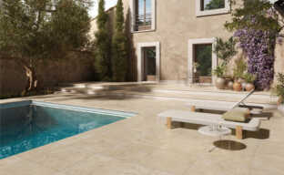 carrelage_imitation_pierre_de_piscine_beige_sprinar_compotech.jpg