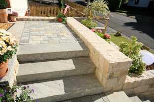 kandla grey marche2.jpg