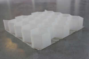 Nidagravel - stabilisateur-de-gravier-blanc.jpg